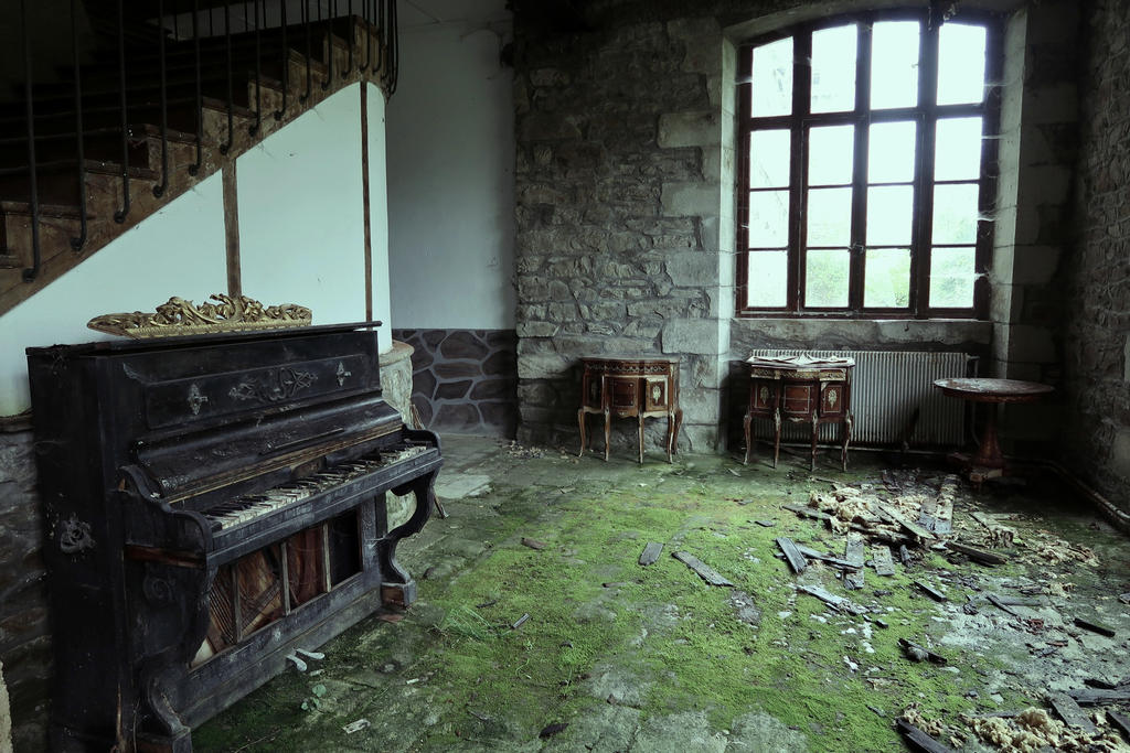 The lost piano