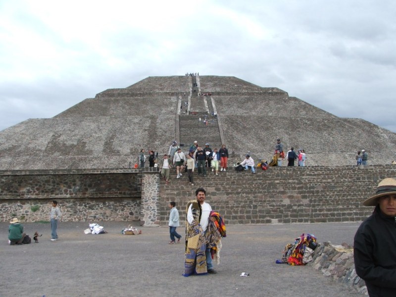 Pyramide of the Moon