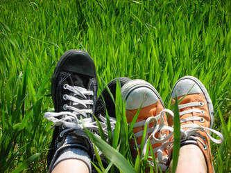 Sneakers in the grass sesion4