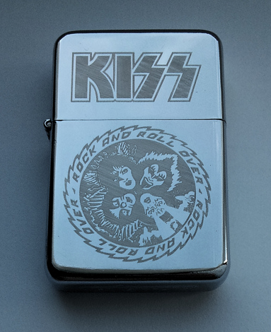 KISS - engraved lighter