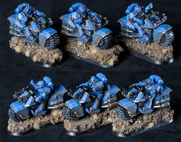 [Warhammer 40k] Space Marines Attackbikes