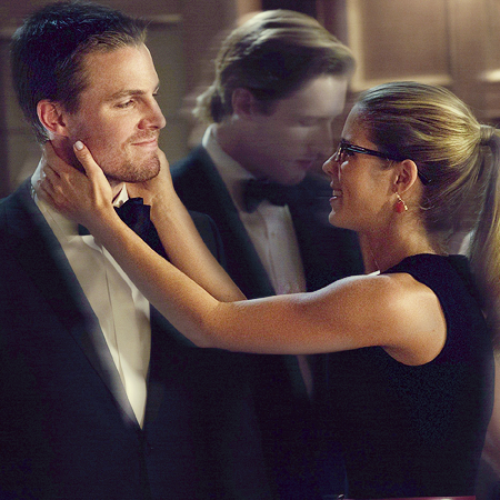 Olicity season 2 still