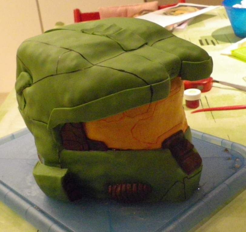 Halo Master Chief cake