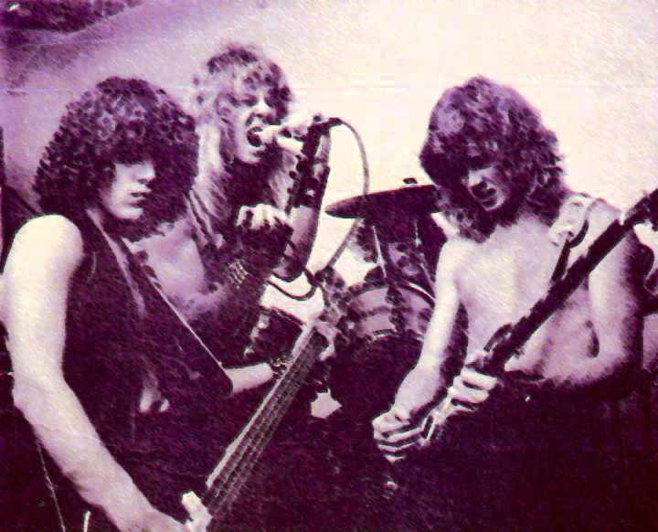 Hetfield, Mustaine and Ron McGovney
