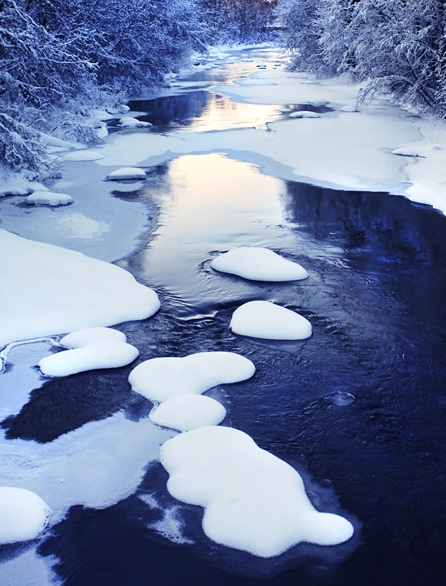 Snow Islands