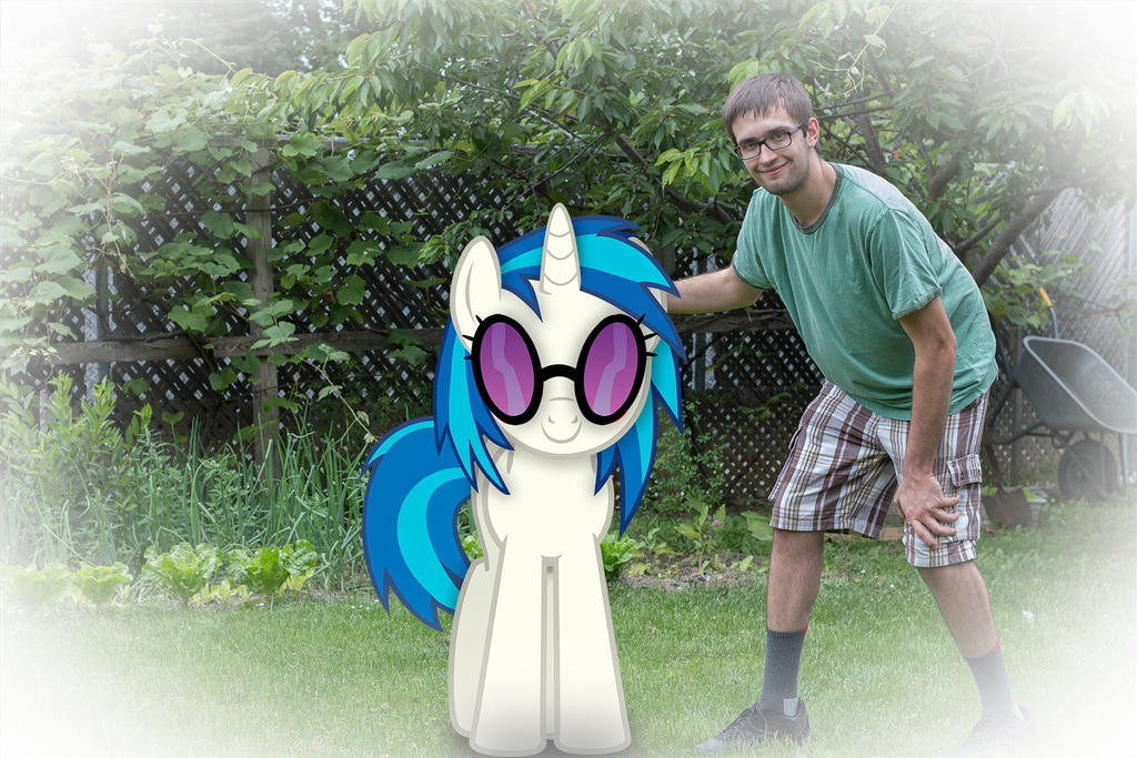 Portrait with Vinyl Scratch (a.k.a. DJ Pon-3)