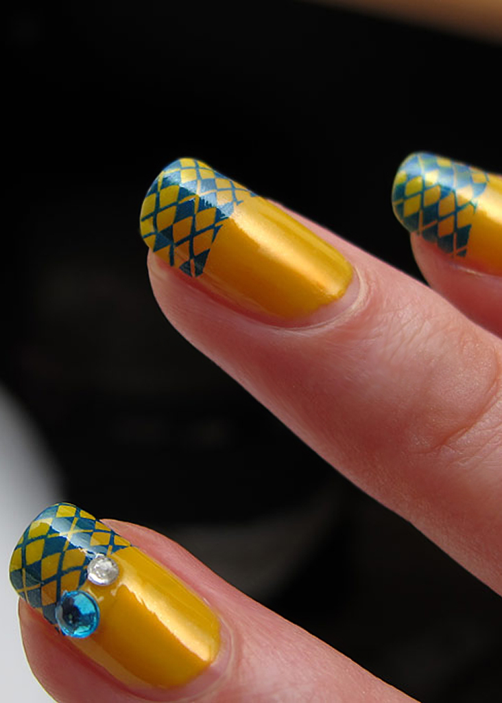 Argyle Nails