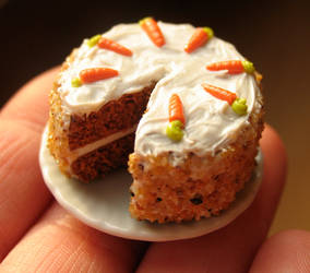 Carrot Cake Magnet