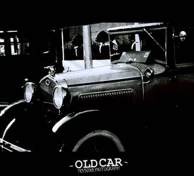 Old Car ' FORD '