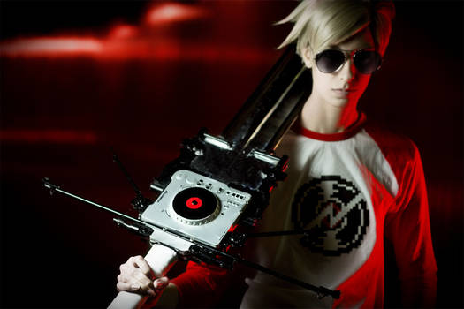 Dave Strider Cosplay: With Caledscratch