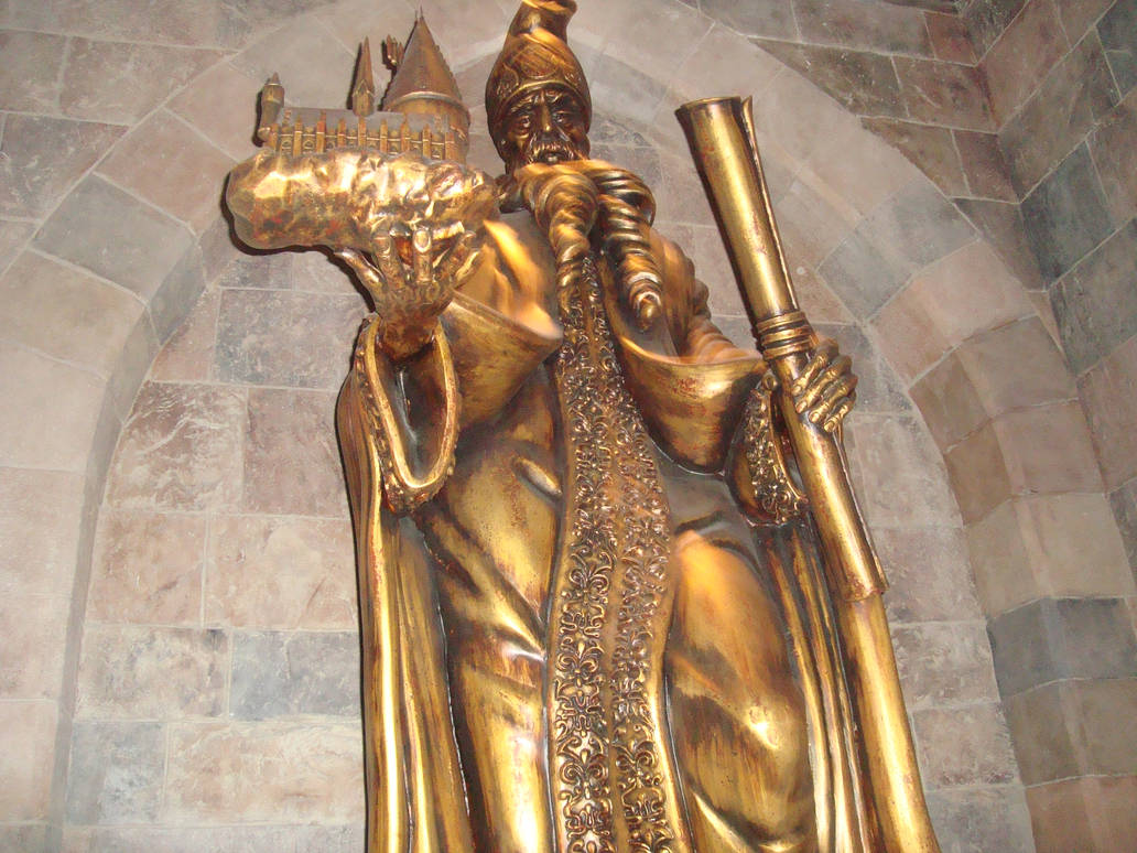 Godric Gryffindor Gold Statue by Alwaysss-Sslytherin on DeviantArt
