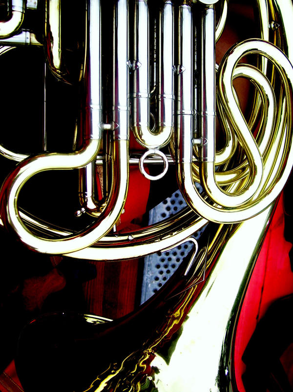 French horn COLOUR