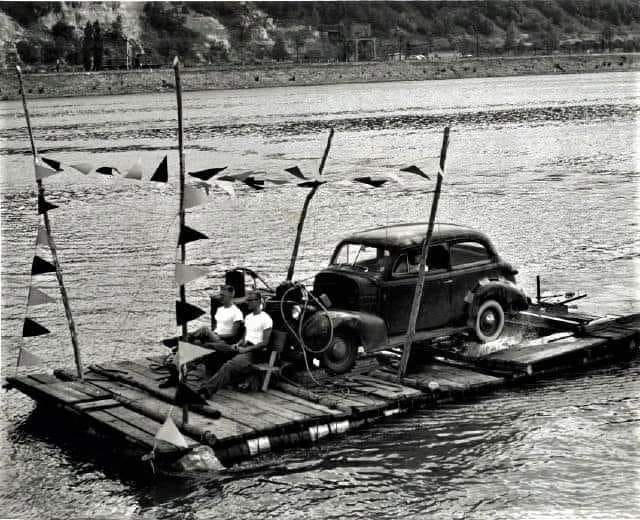 Car Raft by joshieboy12 on DeviantArt