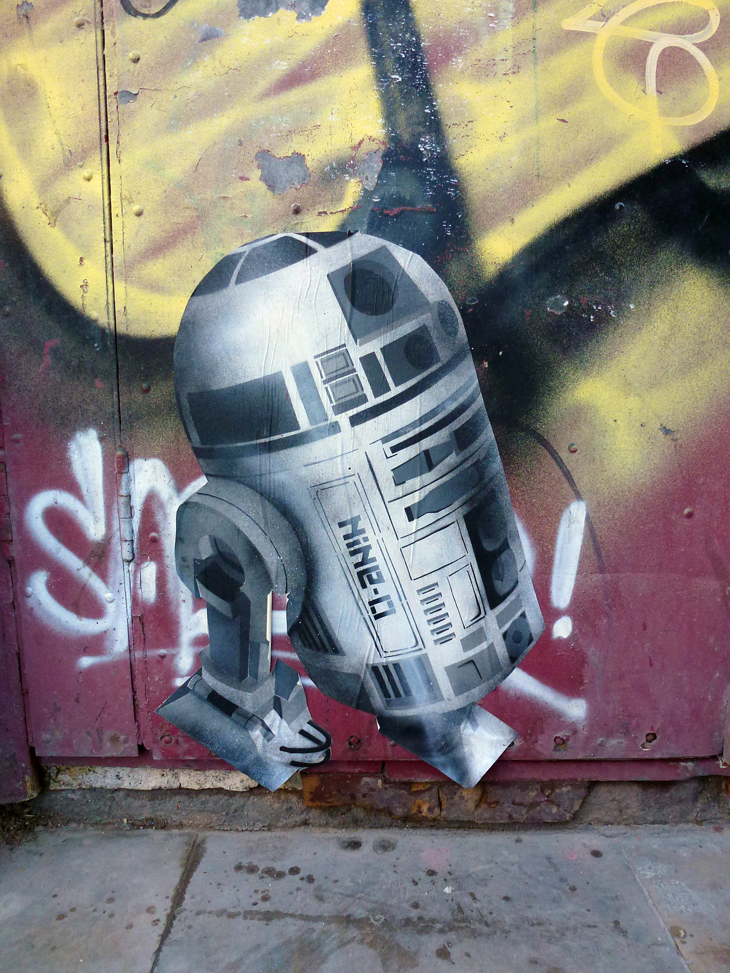 Knocking on Heaven's Door - R2D2