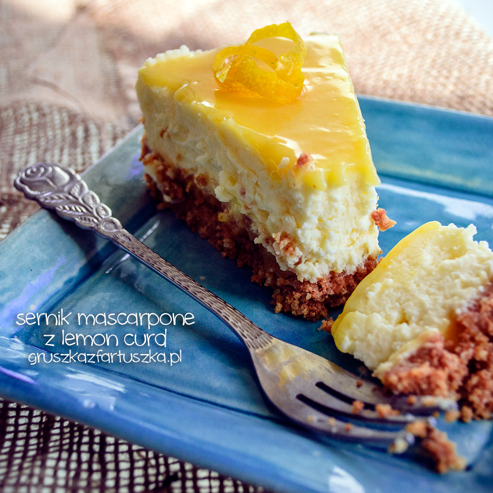 mascarpone cheesecake with lemon curd