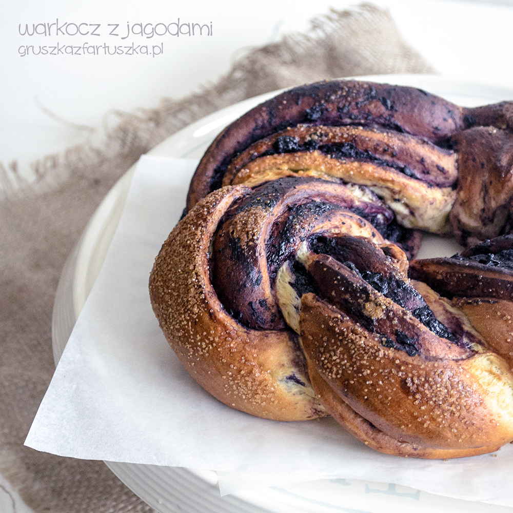 blueberry yeast cake