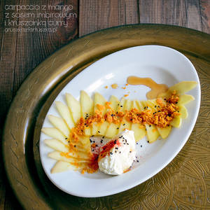 mango carpaccio, ginger sauce and curry crumble