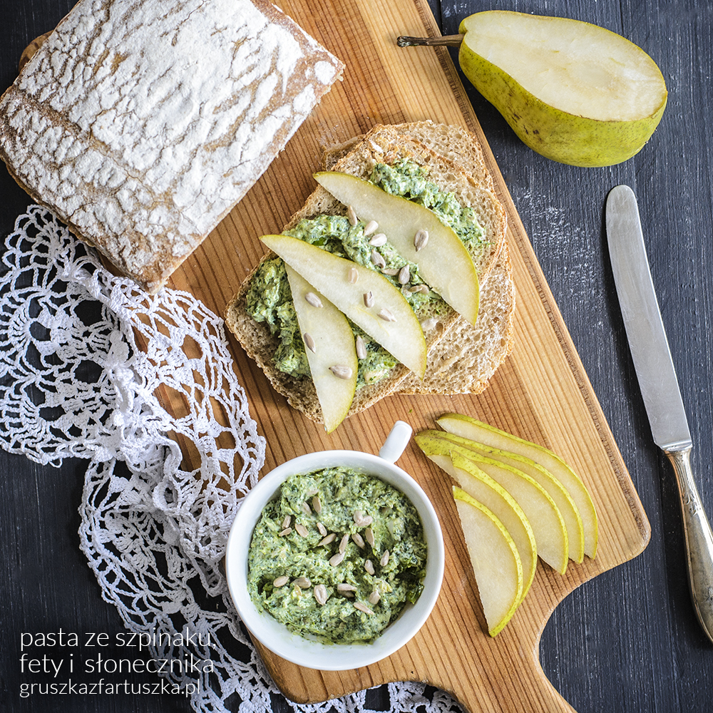 spinach, feta and sunflower seed and pear sandwich