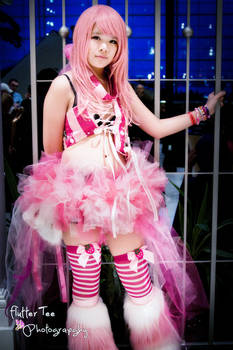 Cage - Megurine Luka - Vocaloid Rave Outfit