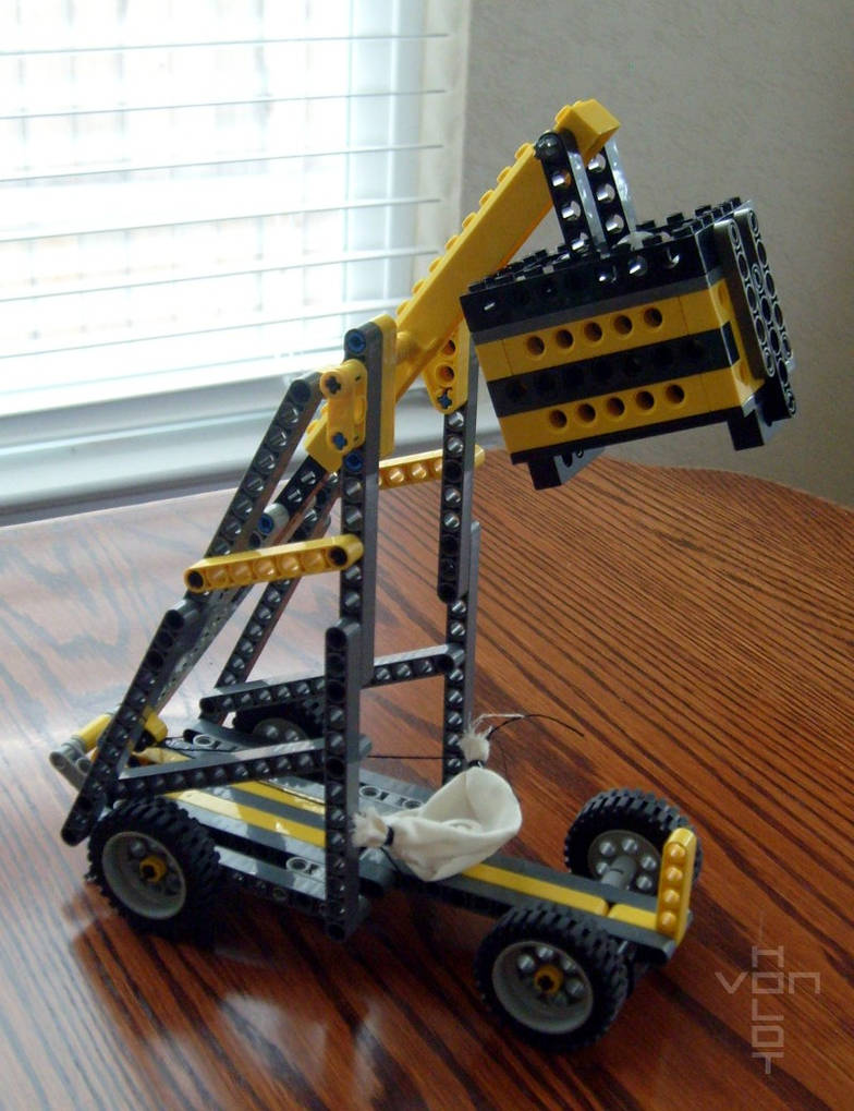 Lego Trebuchet By Vonholdt On Deviantart Lego Trebuchet By Vonholdt