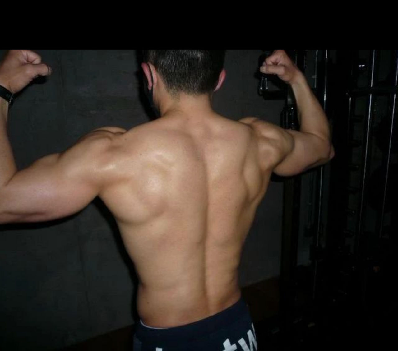 Strong back by troioi821 on DeviantArt