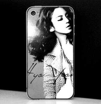 .hyoyeon iphone 4 skin