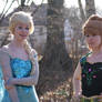 Frozen : Queen Elsa and Princess Anna