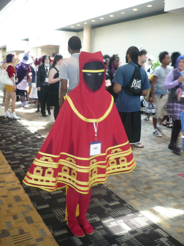 Robed Figure by RogueShadowcat on DeviantArt