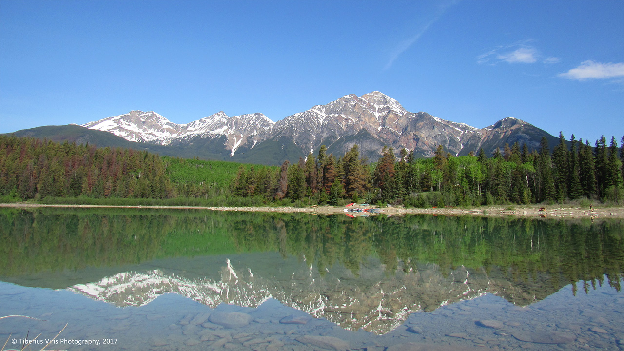 Pyramid Lake