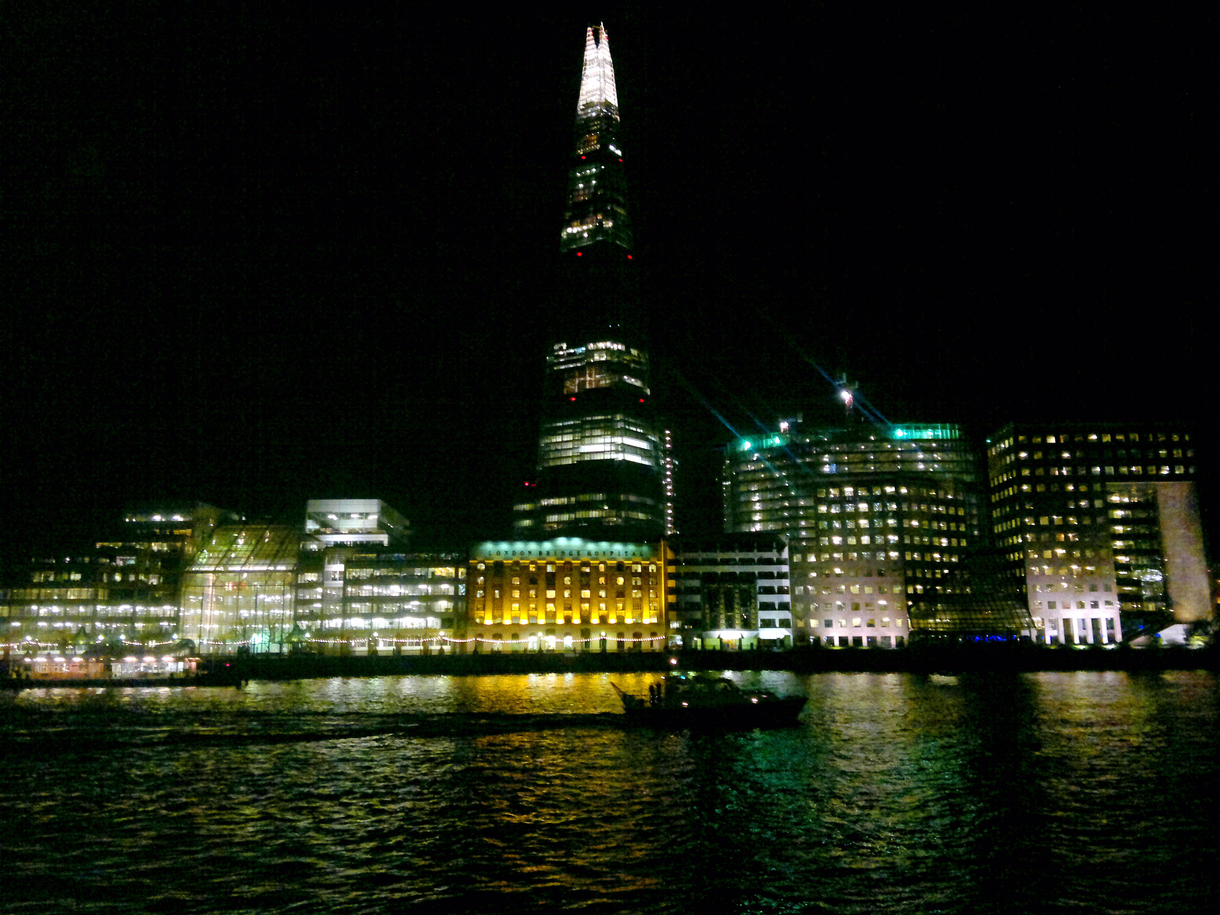 london city thames