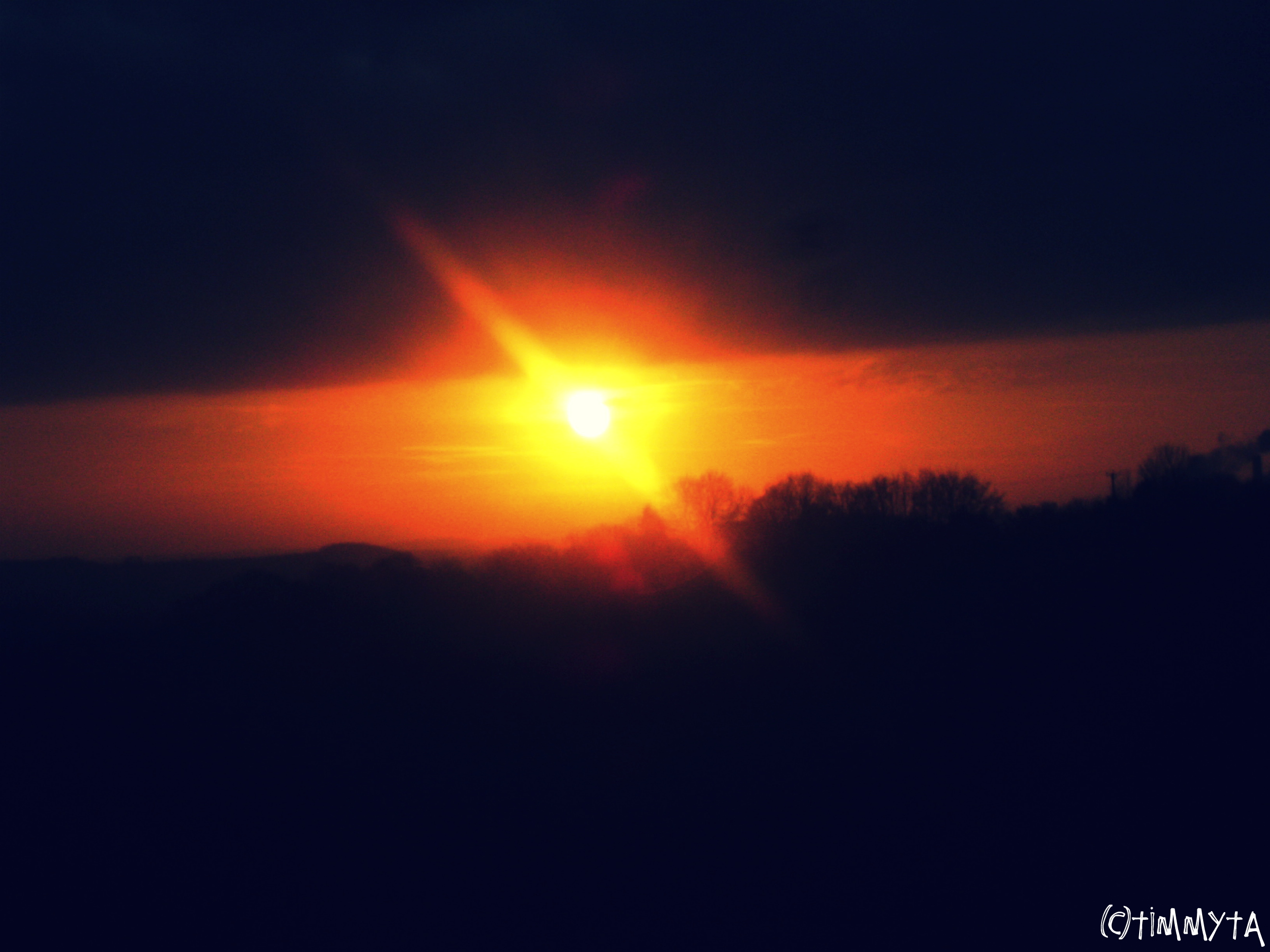 Blackened sky by TimmyTa on DeviantArt