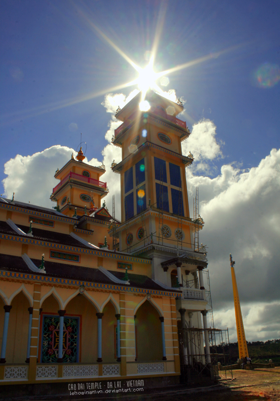 Cao Dai Temple - Vietnam 1