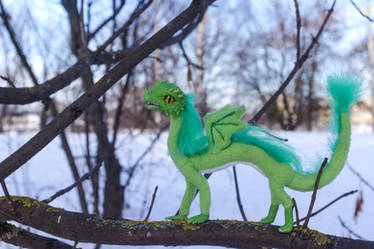 Poseable Artdoll Green baby dragon 4