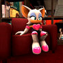 Rouge The Bat's Extremely Itchy Foot!