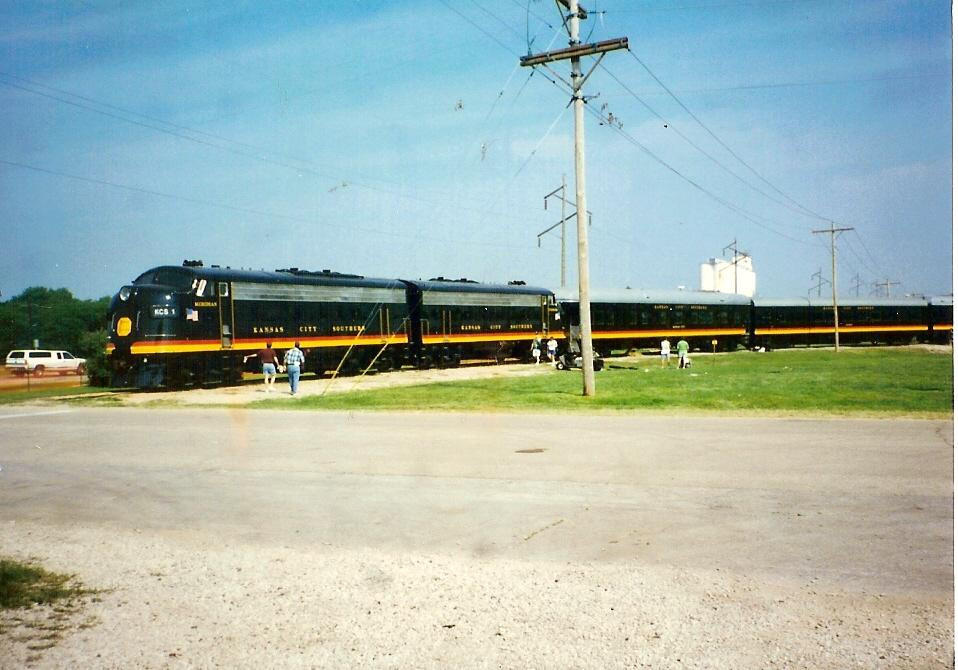 KCS Business Train by 8legs on DeviantArt