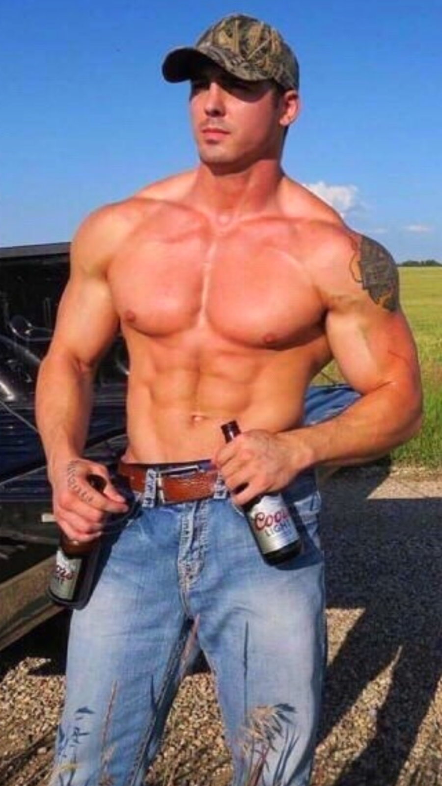 Redneck Strength Muscular Redneck by PokemonToonPatrolFan on DeviantArt