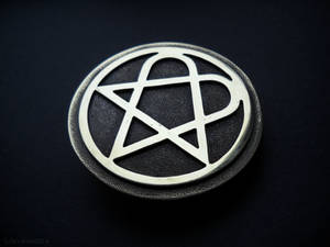 Heartagram buckle