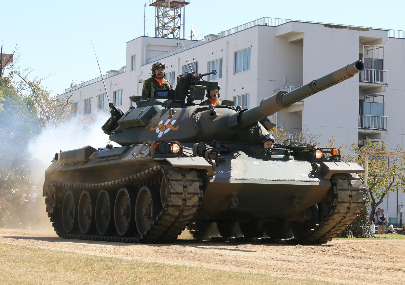 Type 74 Rear Type 74 Main battle tank by DDmurasame on DeviantArt
