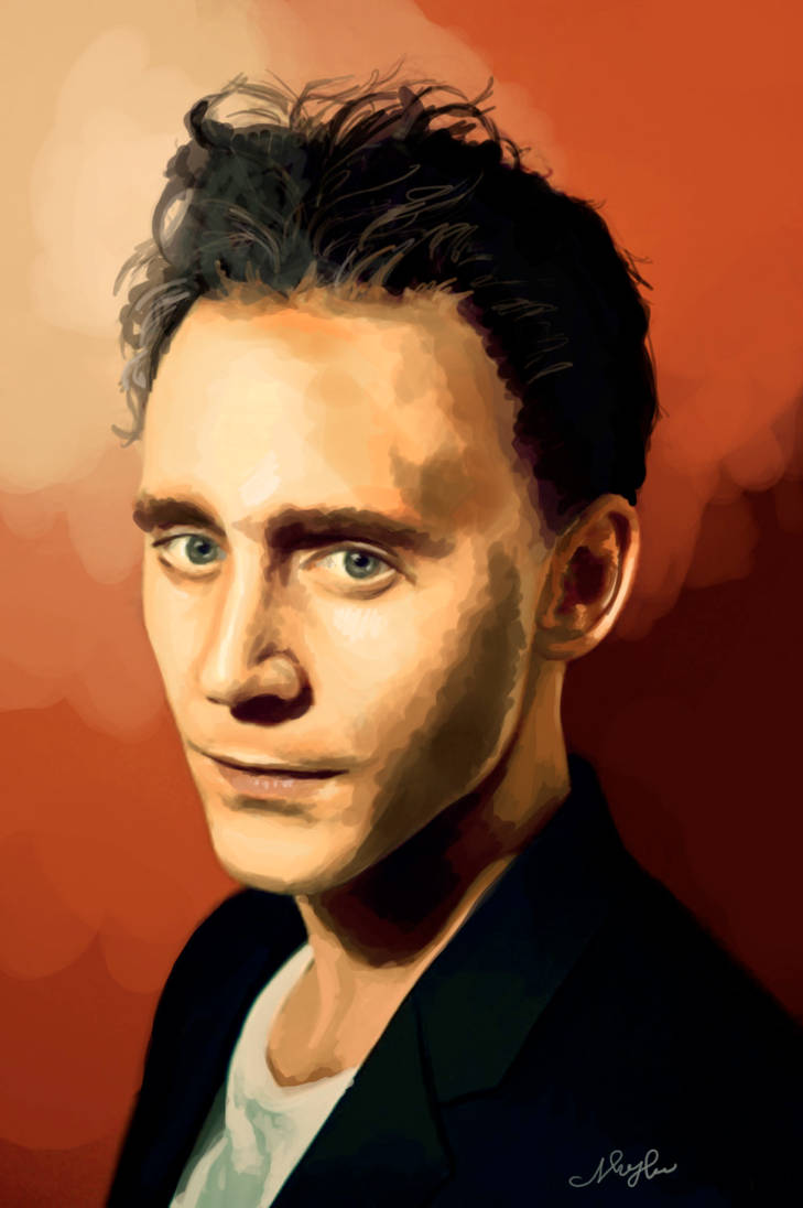 Tom Hiddleston by Frodos
