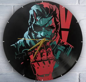 Big Boss / Venom Snake painted on clock