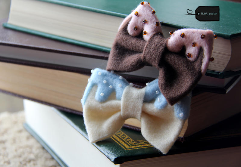 Felt Chocolate and Vanilla pastry bows