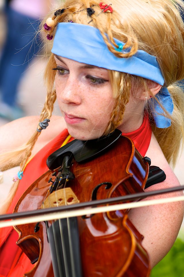 Rikku: Playing at HurriCon!