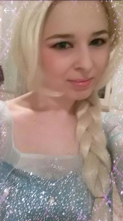 Elsa Cosplay