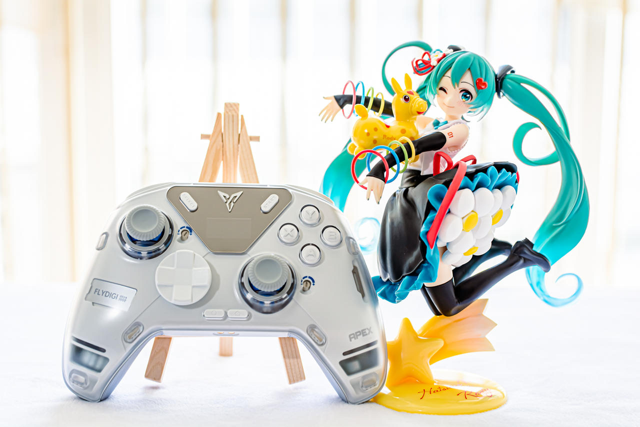Miku Keypad Miku and Gamepad by MisakiRion on DeviantArt