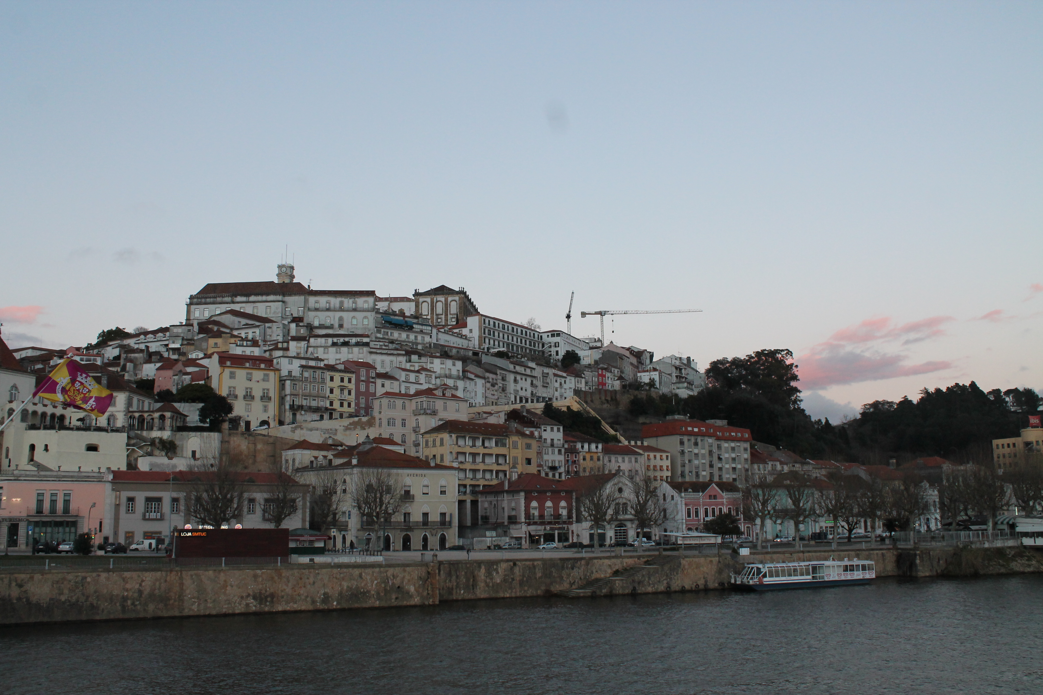 Dayview over Coimbra hill