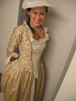 PotC Elizabeth Swann Gold Gown