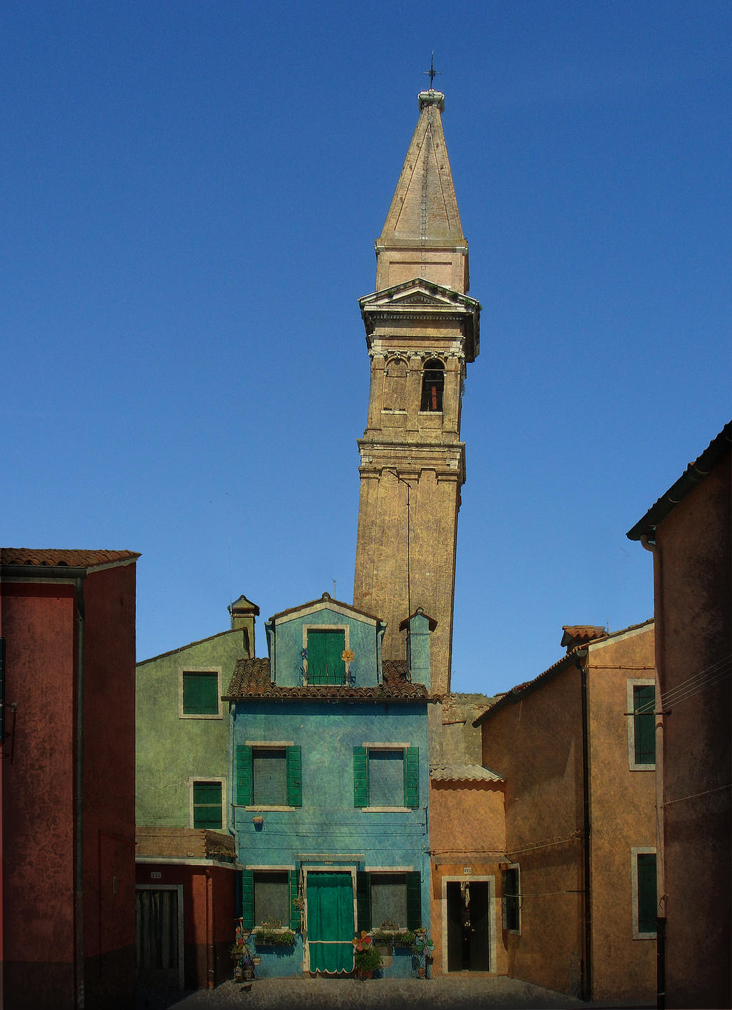 LEANING TOWER OF BURANO