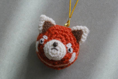 amigurumi red panda macaron charm