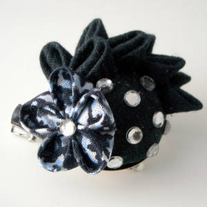 Blue tsumami kanzashi brooch/hairclip