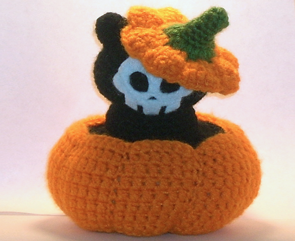 Pumpkin Skeleton Cat